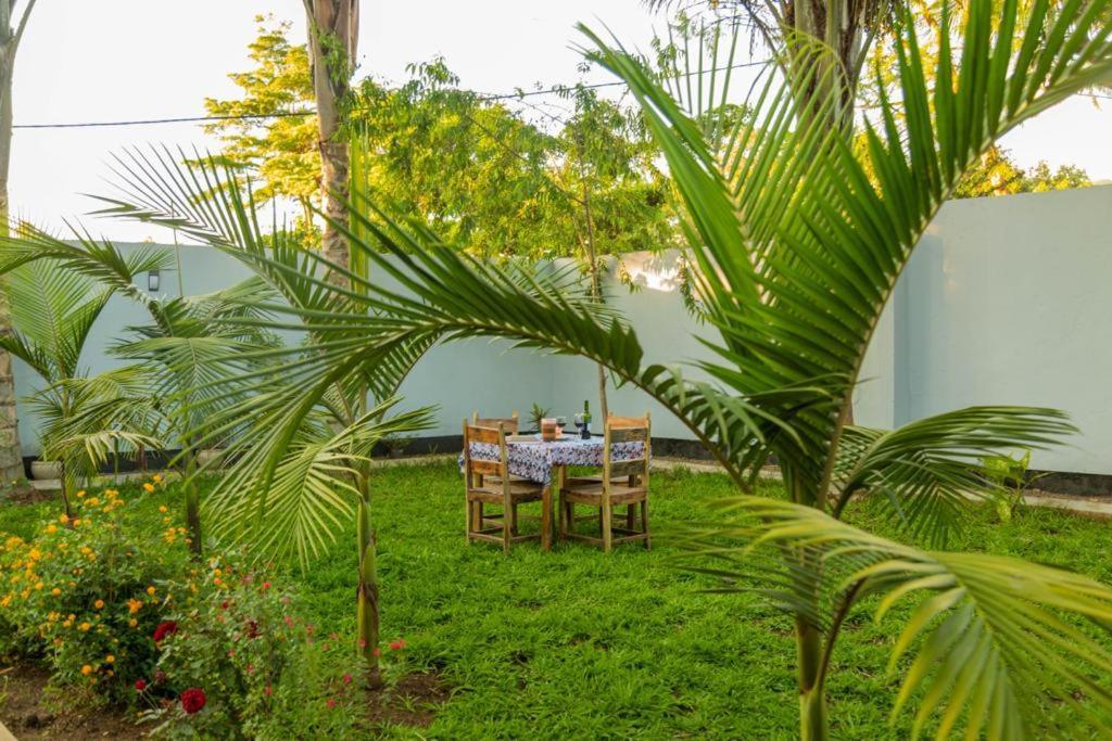 Blue Elephant Villas Arusha Exterior foto